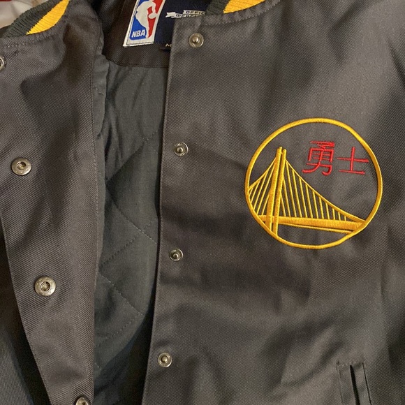 Warriors women’s bomber jacket size medium. - Picture 7 of 9